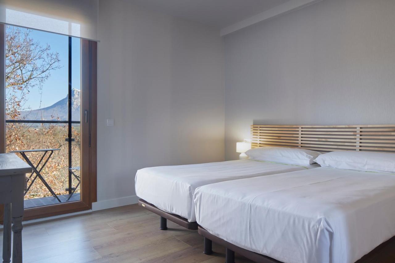 Hostal Rural Aritzalko Echarri-Aranaz Bagian luar foto